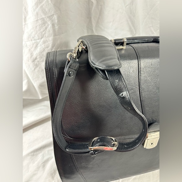 Vintage BOSCA double gusset black leather briefcase with shoulder strap - Picture 11 of 14